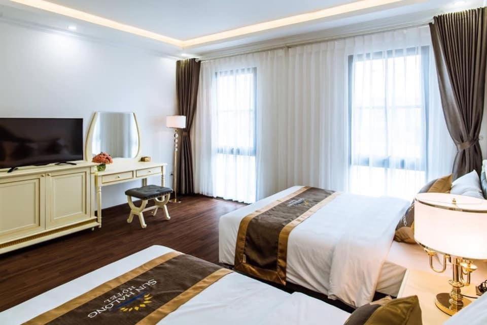 Sun Ha Long Hotel エクステリア 写真